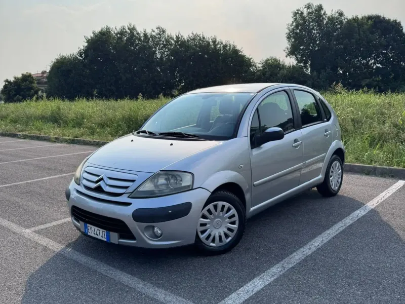 Citroën C3 1.1 Gold by Pinko, colore argento