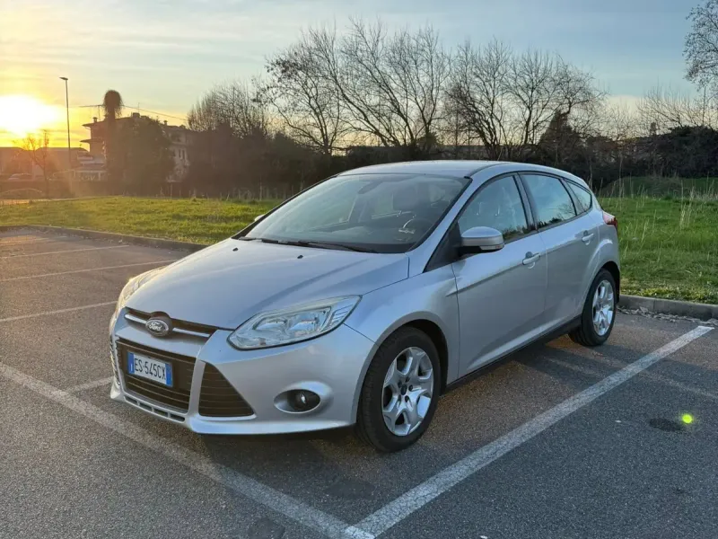 Ford Focus 1.6 TDCi 95 CV, colore argento