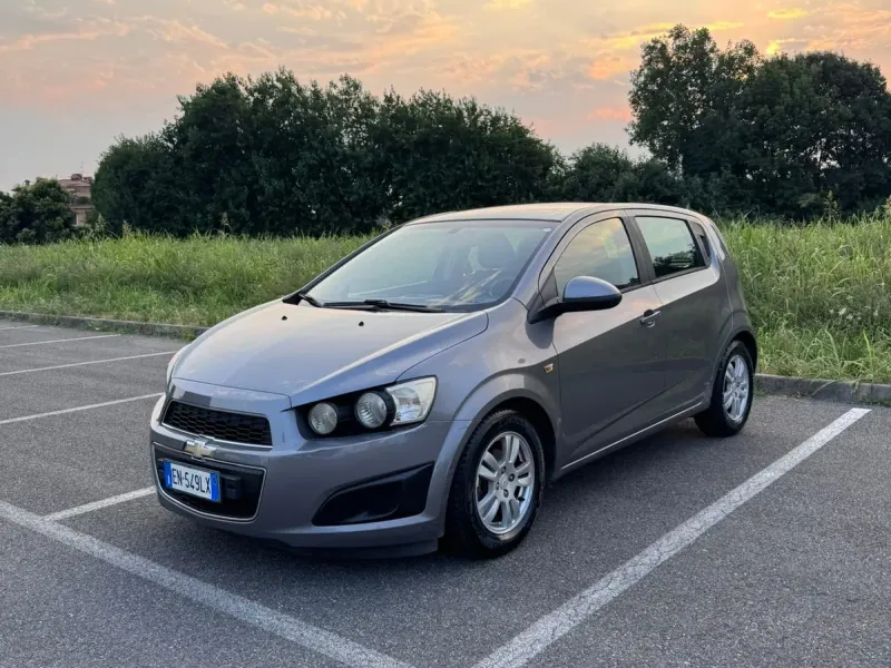 Chevrolet Aveo 1.2 86 CV 5 porte LTZ GPL, colore grigio