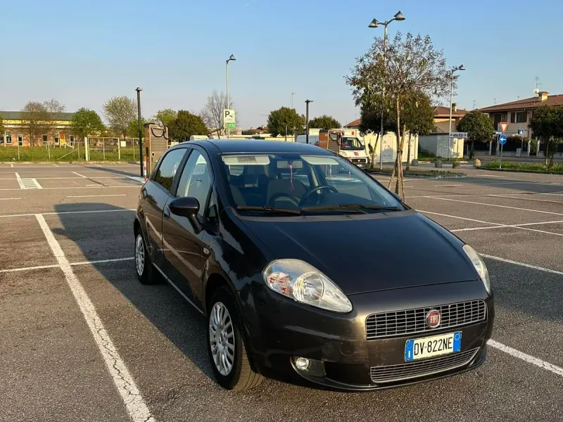 Fiat Grande Punto 1.2 Dynamic, colore grigio