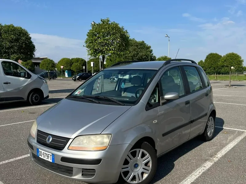 Fiat Idea 1.4 GPL, colore grigio