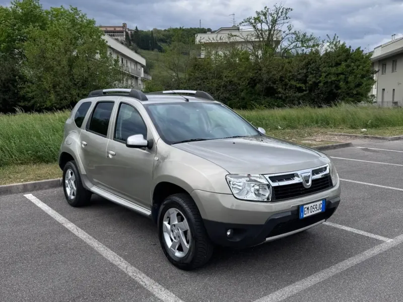 Dacia Duster 1.5 dCi 90 CV 4x2 Lauréate, colore beige
