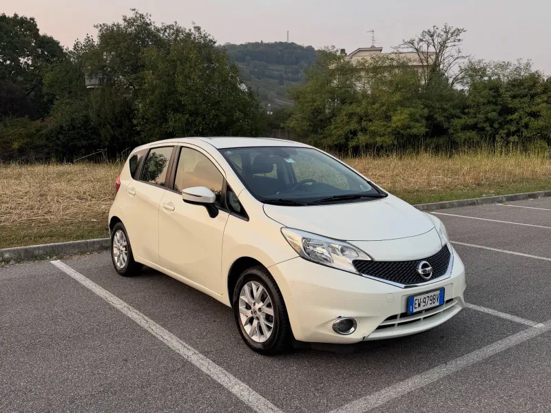 Nissan Note 1.2 12V Tekna, colore bianco