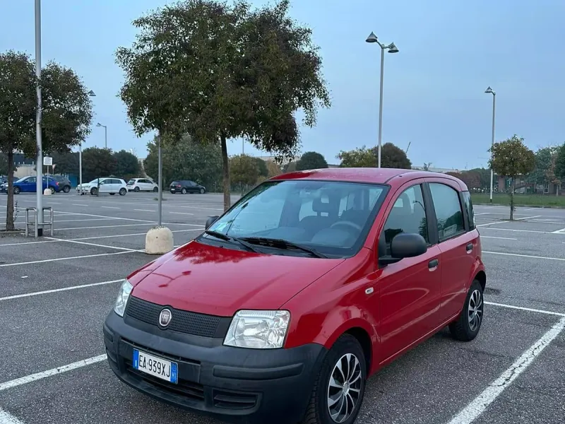 Fiat Panda 1.1 Actual, colore rosso