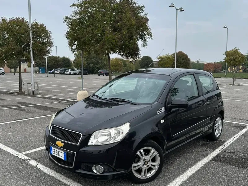 Chevrolet Aveo 1.2 LS, colore nero