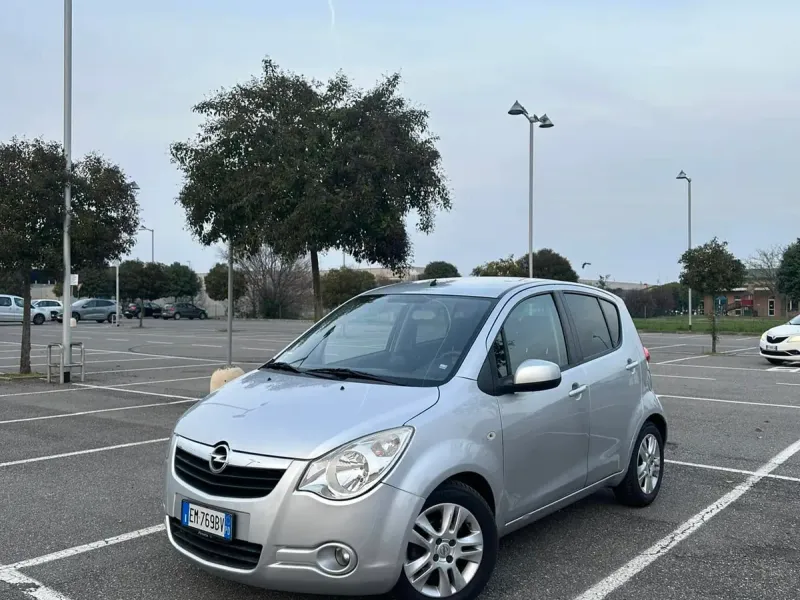 Opel Agila 1.2 Edition, colore argento