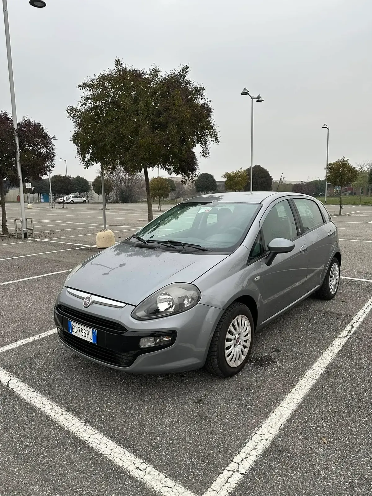 Fiat Punto 1.2 MyLife, foto 1 di 10
