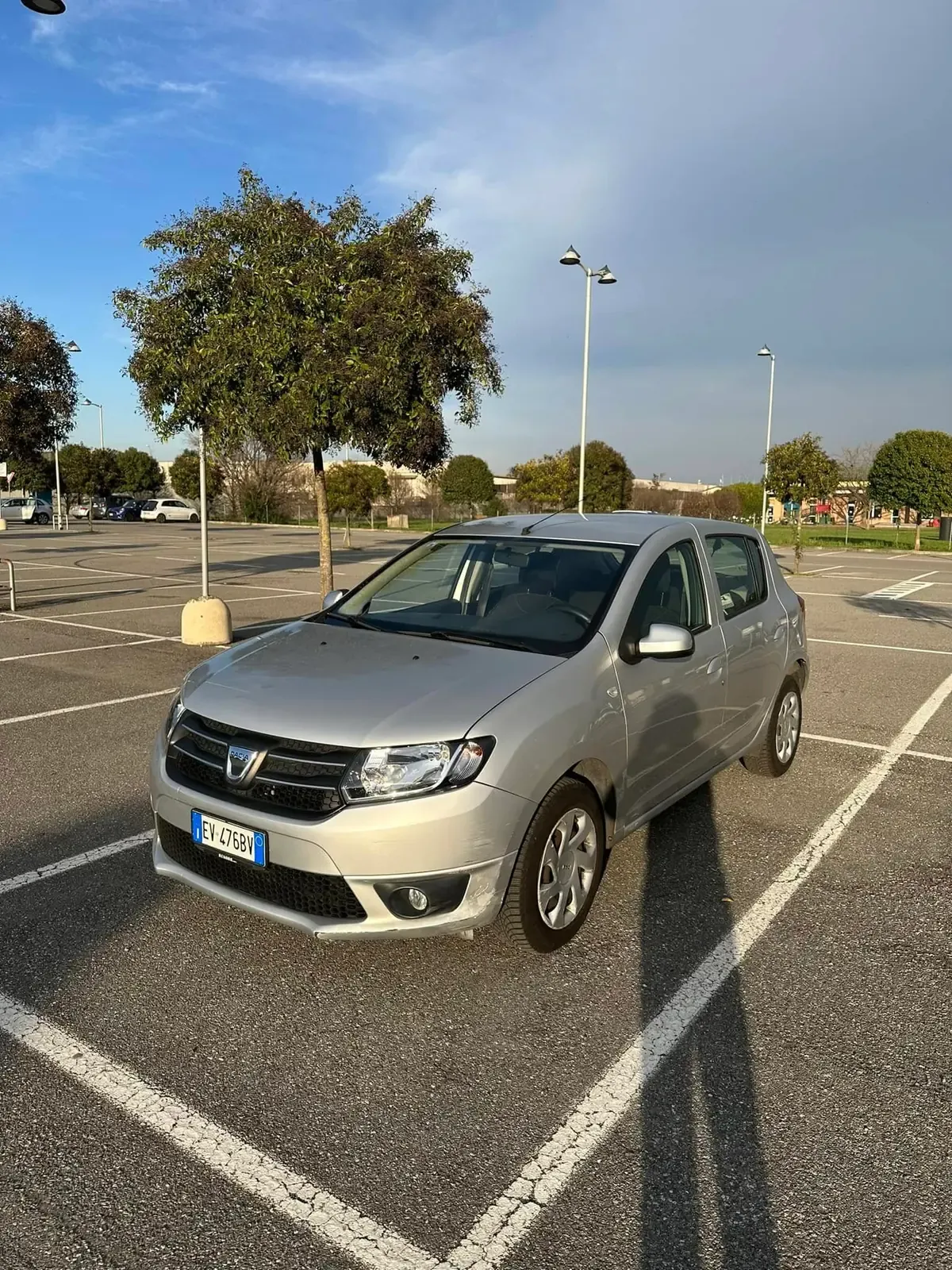 Dacia Sandero II 1.5 dCi Laureate, foto 1 di 10