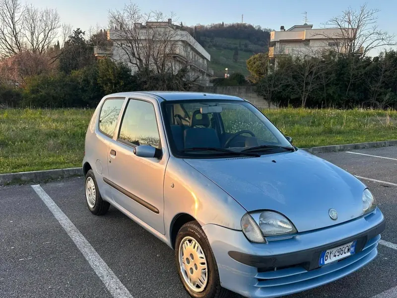 Fiat Seicento 1.1 Sporting Michael Schumacher, colore blu