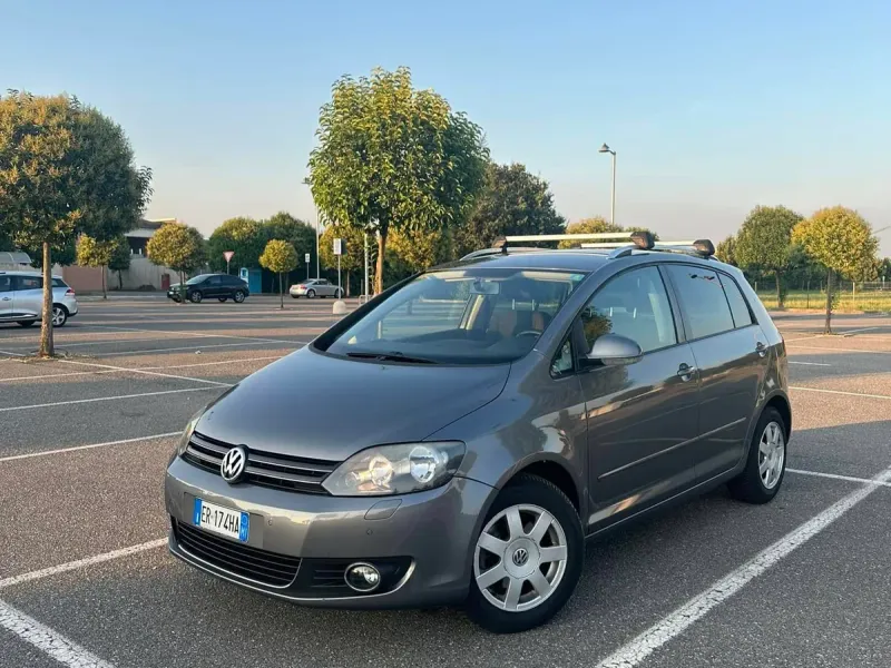 Volkswagen Golf Plus 1.6 TDI Highline, colore grigio