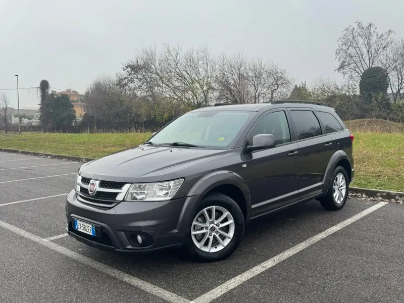 Fiat Freemont 2.0 Multijet 140 CV Cross, colore grigio