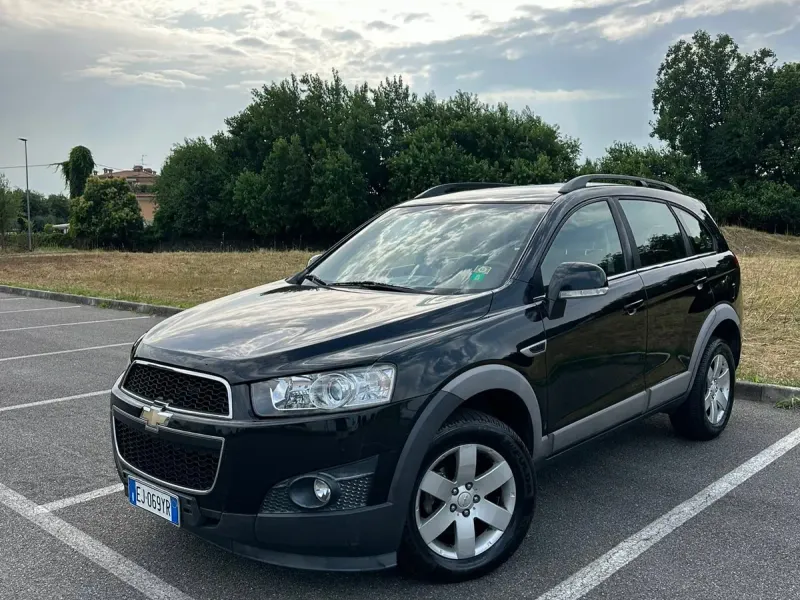 Chevrolet Captiva 2.2 VCDi 163 CV 2WD LT, colore nero