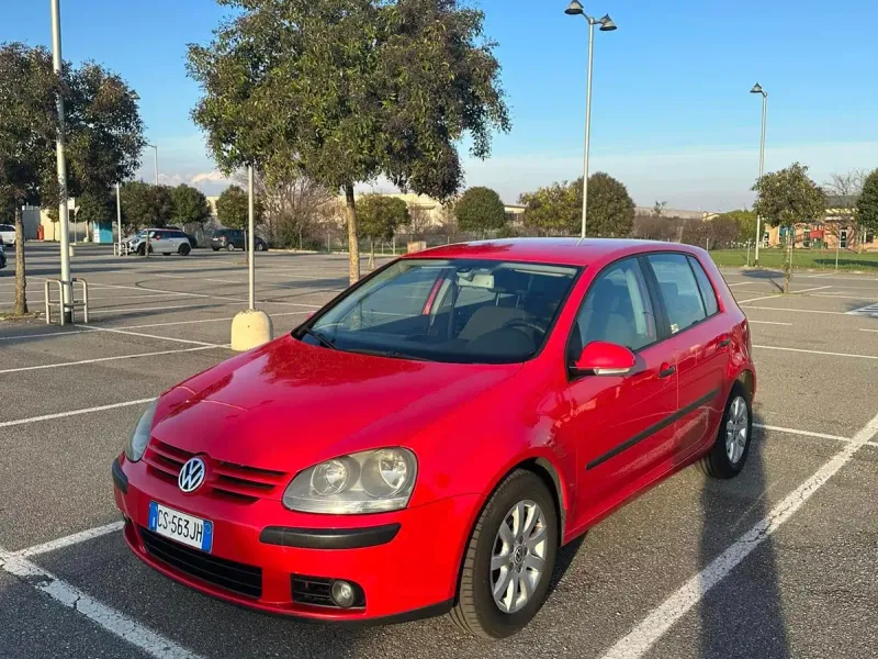 Volkswagen Golf V 2.0 16V TDI Comfortline, colore rosso