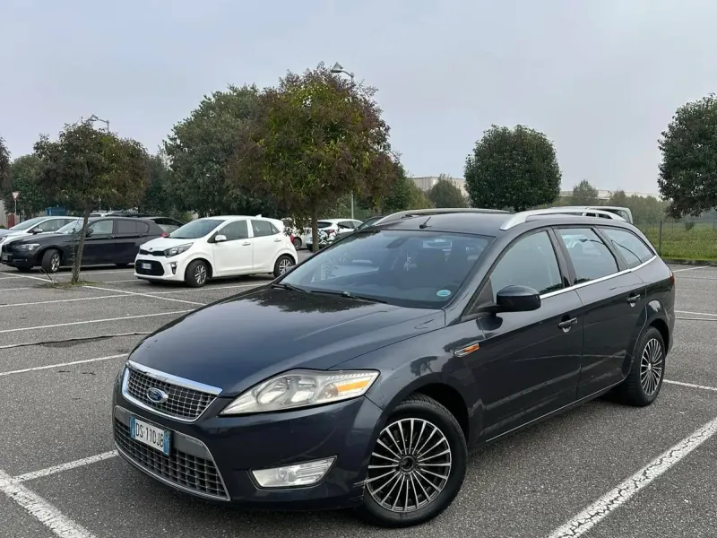 Ford Mondeo 2.0 TDCi 140 CV 6tronic SW Ghia DPF, colore grigio