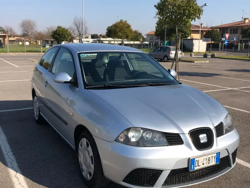 Seat Ibiza 1.2 Reference, colore argento