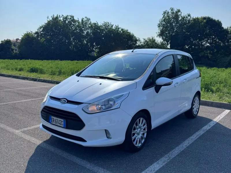 Ford B-Max 1.6 TDCi 95 CV Individual, colore bianco