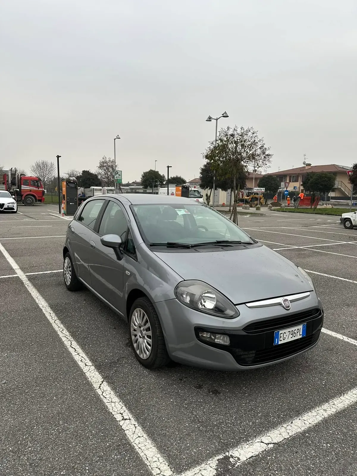Fiat Punto 1.2 MyLife, foto 2 di 10