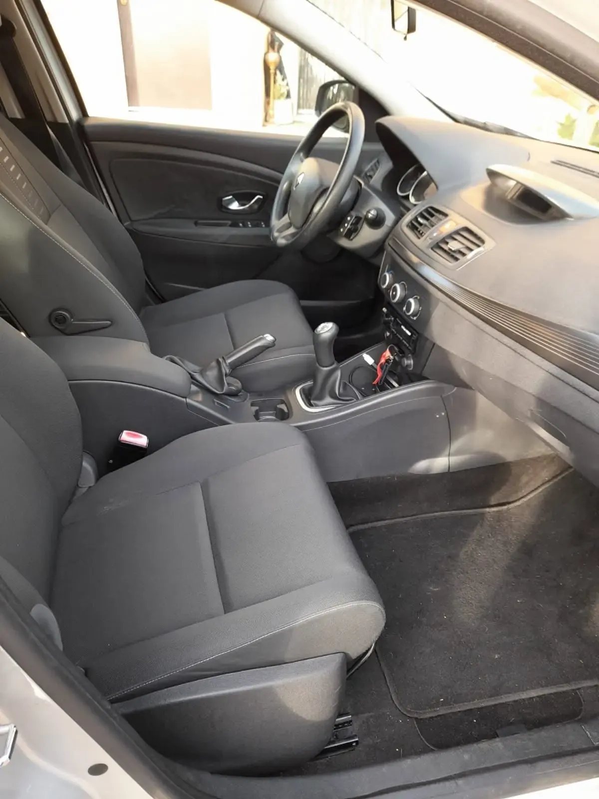 Renault Mégane 1.5 dCi 90, foto 2 di 6
