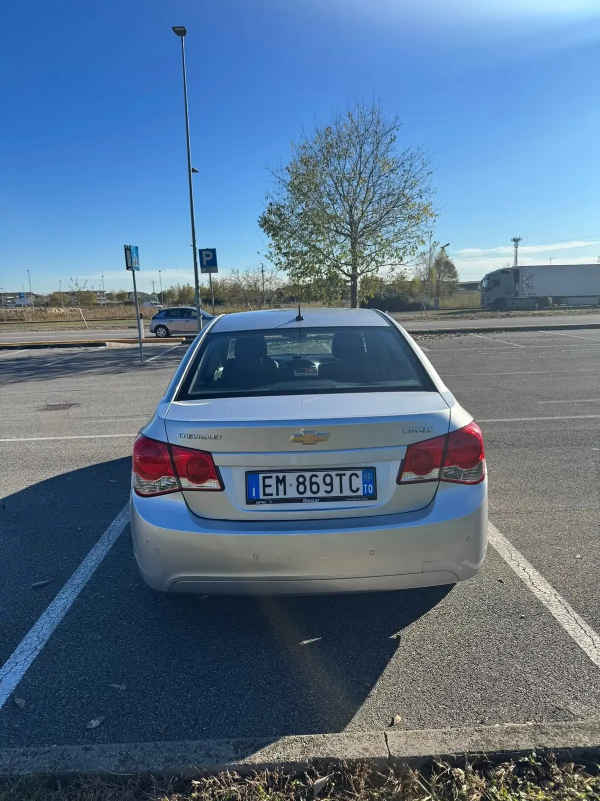 Chevrolet Cruze 1.8 4 porte LT GPL, foto 2 di 11