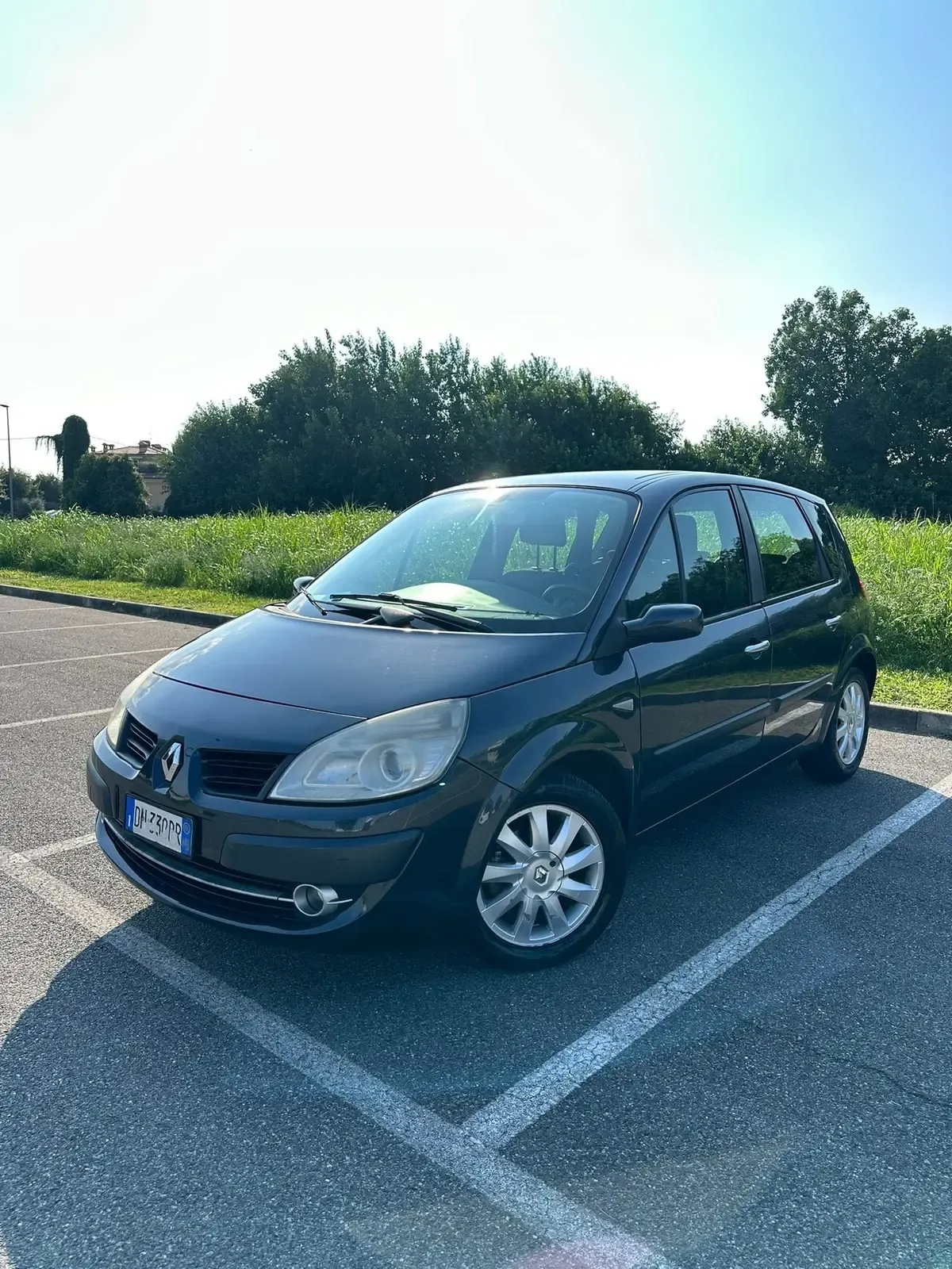 Renault Scénic 1.5 dCi Dynamique, foto 2 di 11