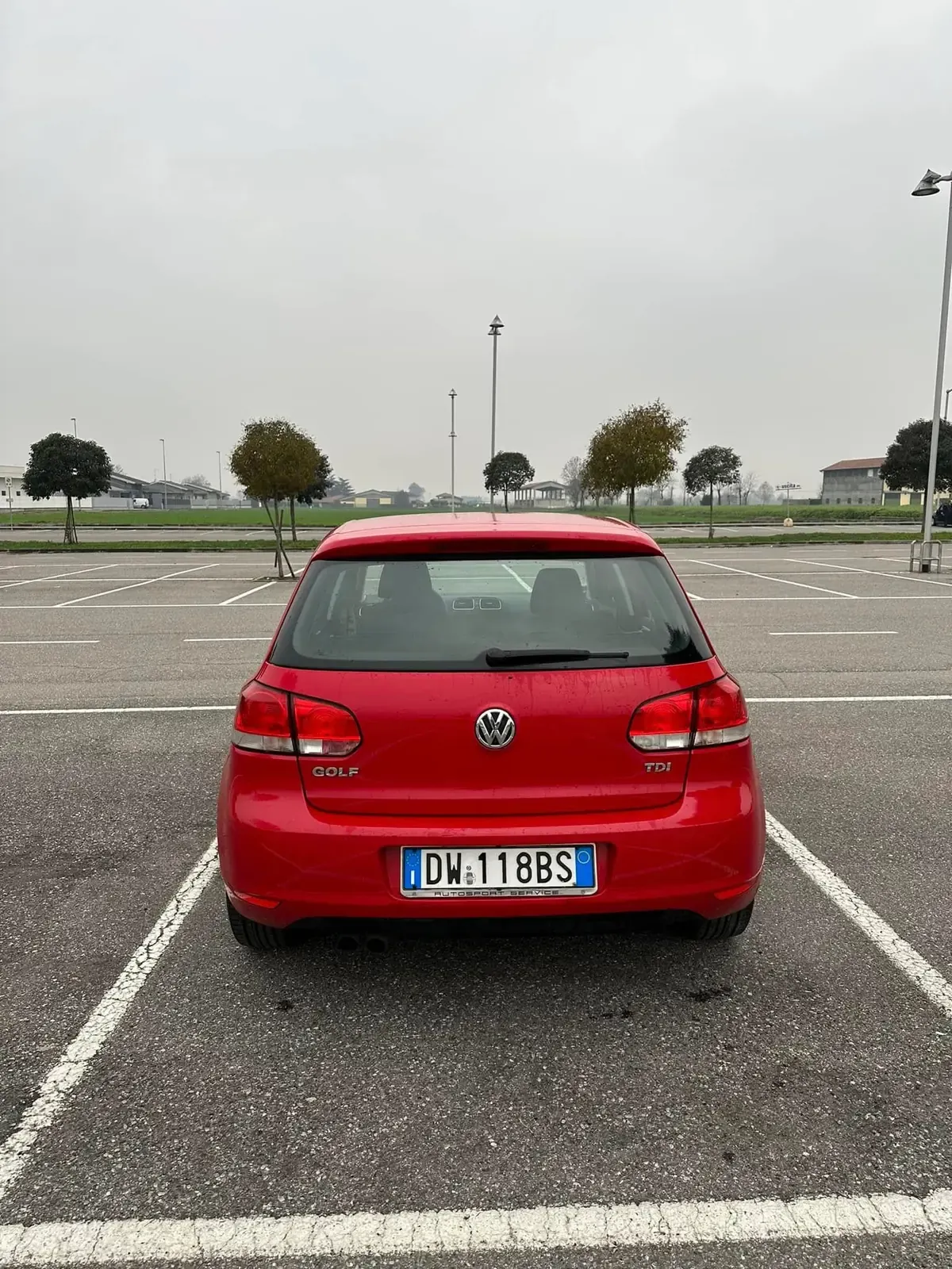 Volkswagen Golf VI 2.0 Comfortline, foto 2 di 10