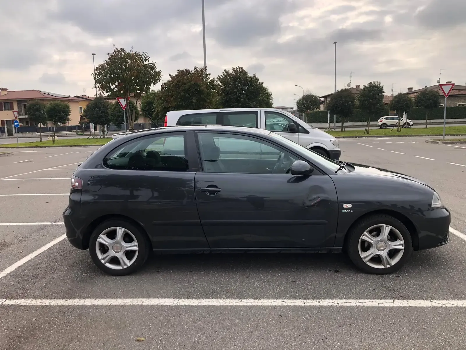 Seat Ibiza 1.4 Sport Edition GPL, foto 3 di 9