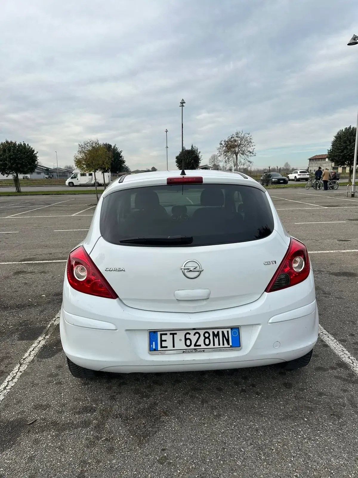 Opel Corsa 1.3 CDTi Edition, foto 3 di 11