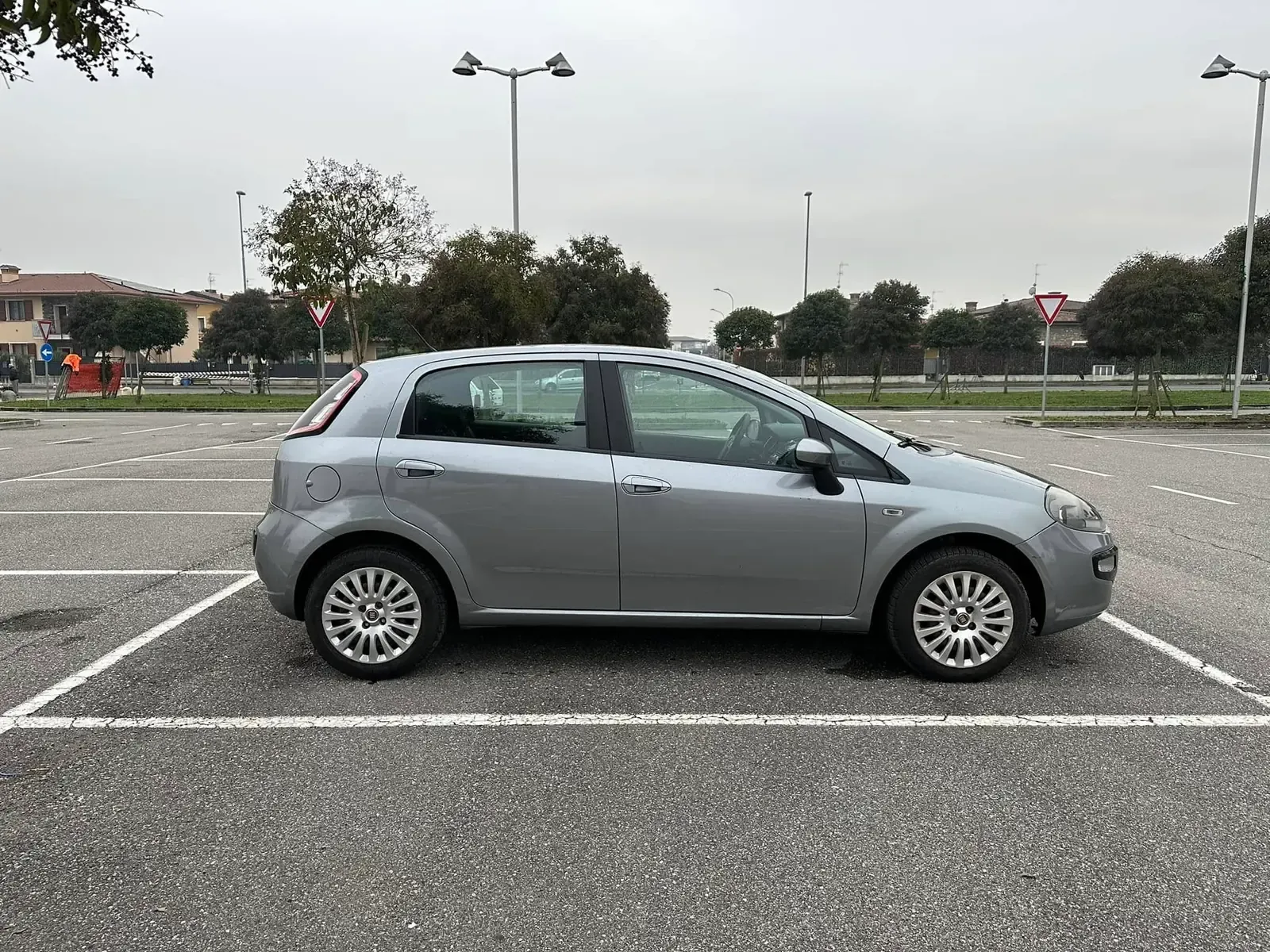 Fiat Punto 1.2 MyLife, foto 3 di 10