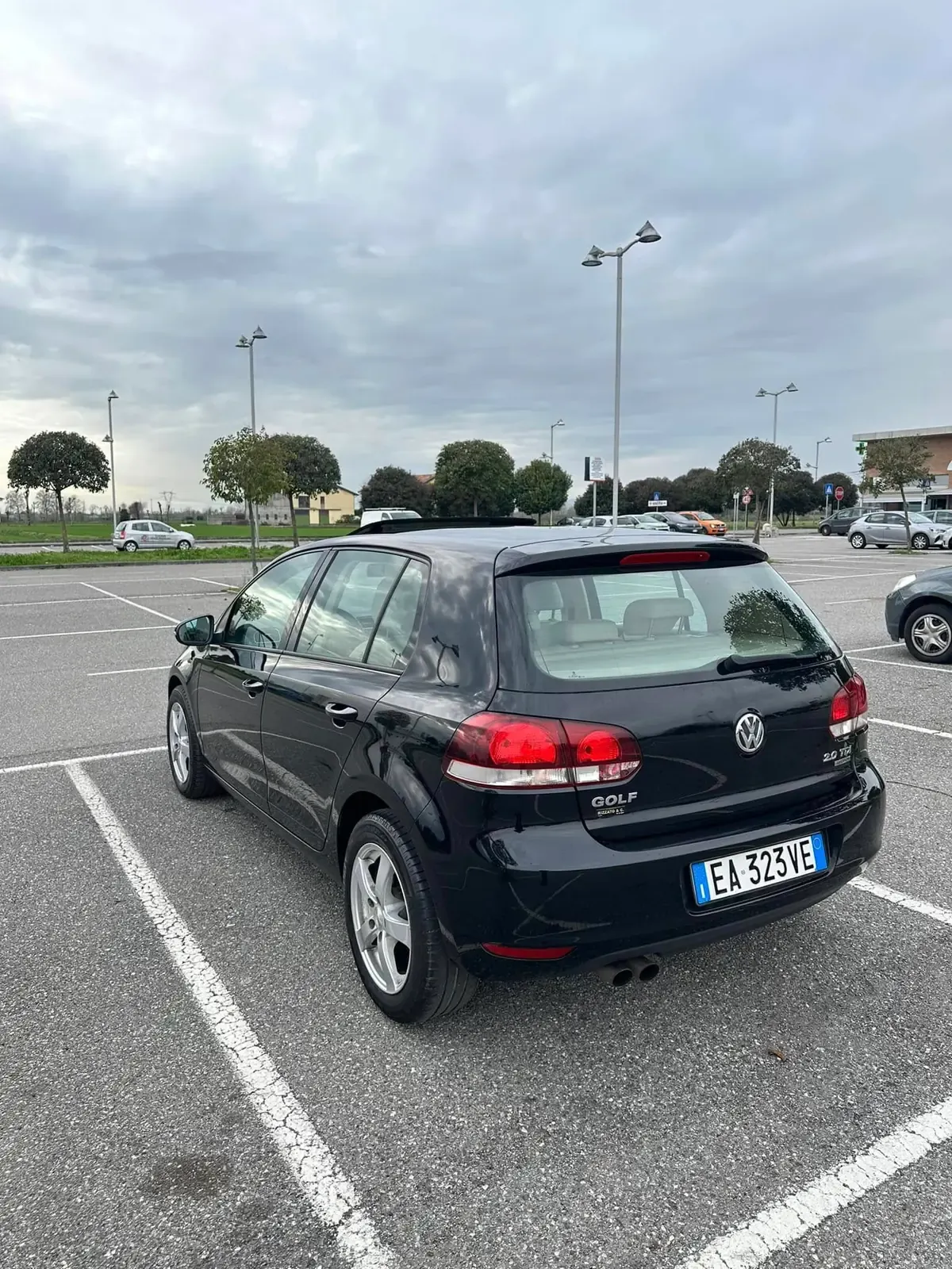 Volkswagen Golf VI 2.0 TDI DPF 4Motion, foto 4 di 10