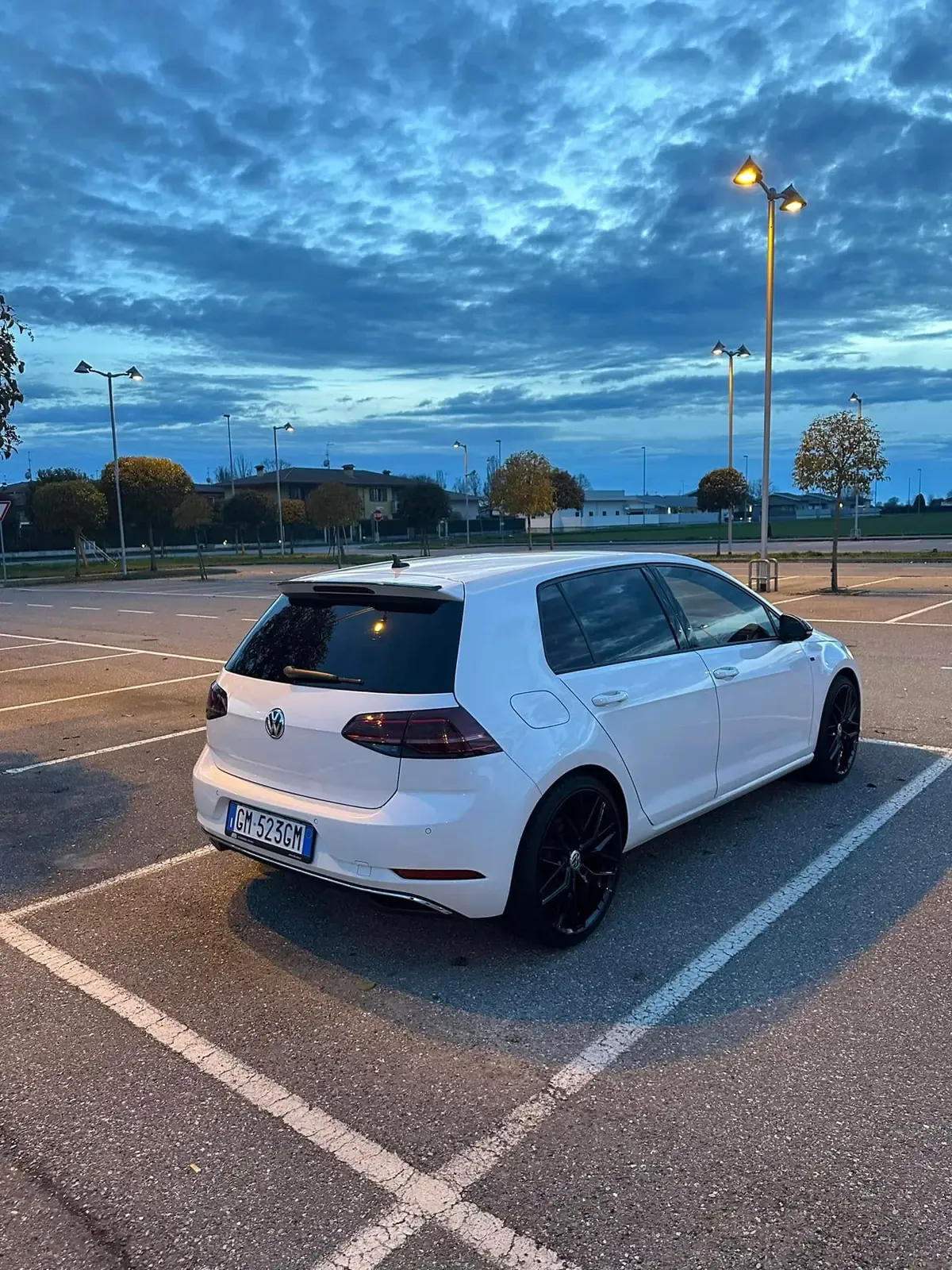 Volkswagen Golf 7 2.0 TDI DSG 4Motion Executive, foto 4 di 10