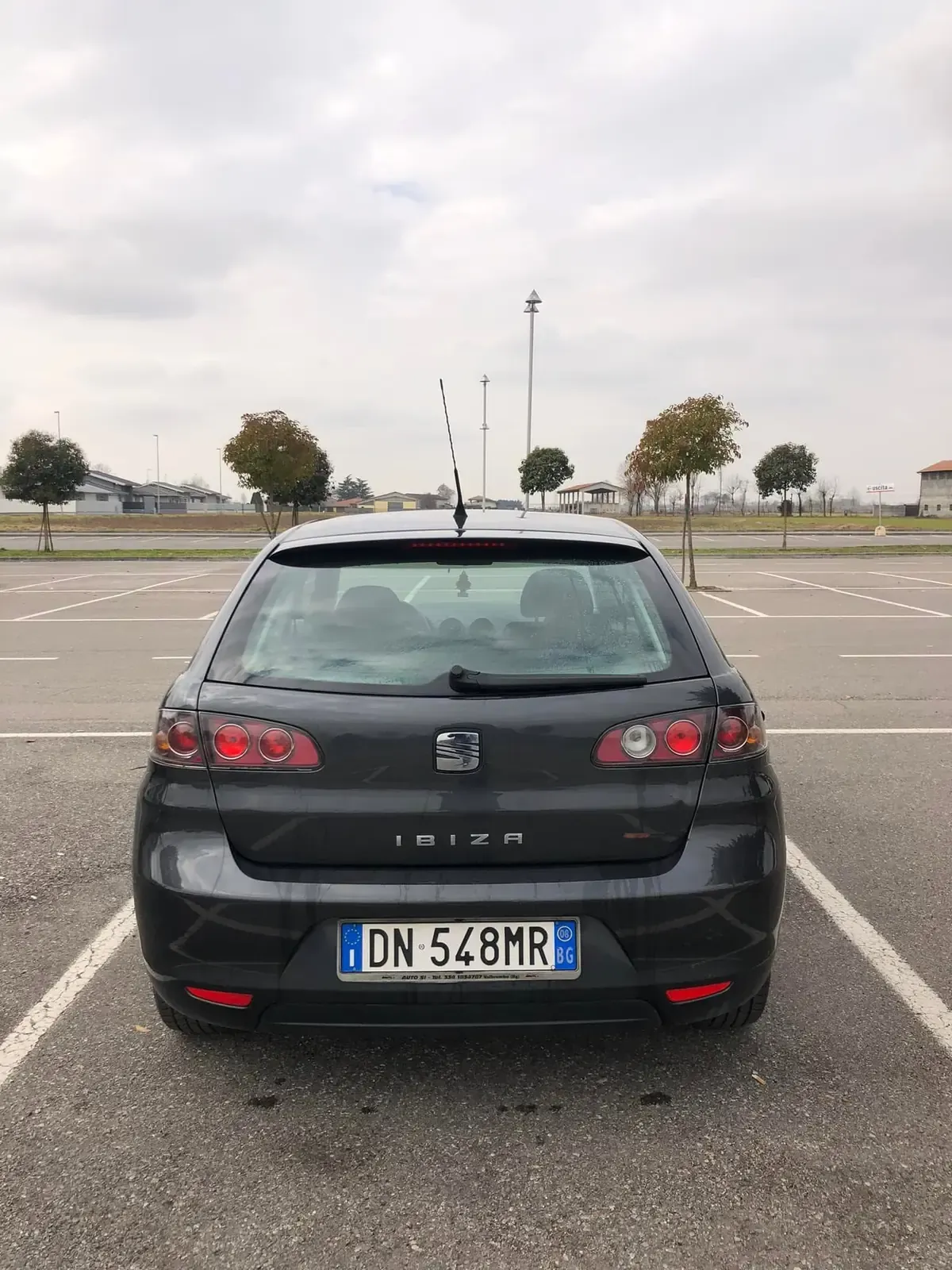 Seat Ibiza 1.4 Sport Edition GPL, foto 5 di 9
