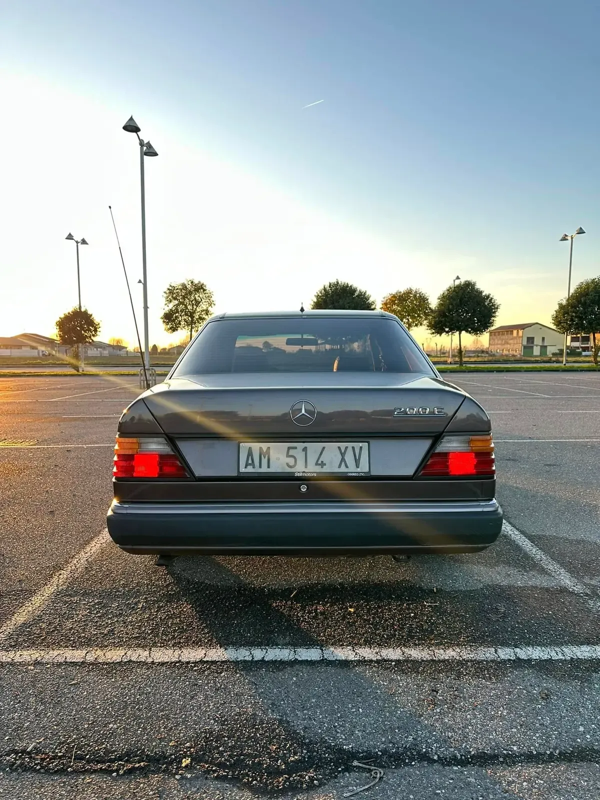 Mercedes-Benz W124 200 E, foto 6 di 10