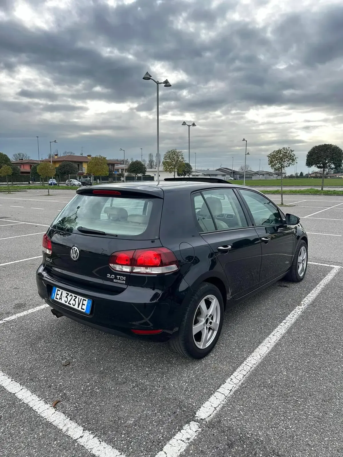 Volkswagen Golf VI 2.0 TDI DPF 4Motion, foto 6 di 10