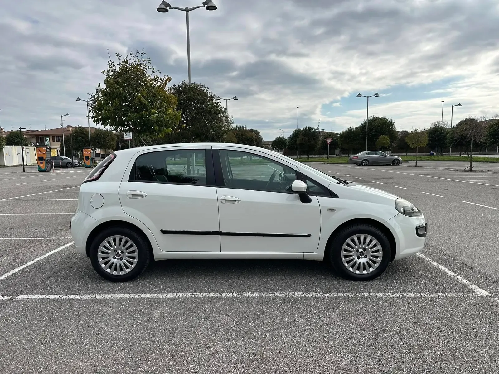Fiat Punto Evo 1.2 5 porte Dynamic, foto 7 di 11