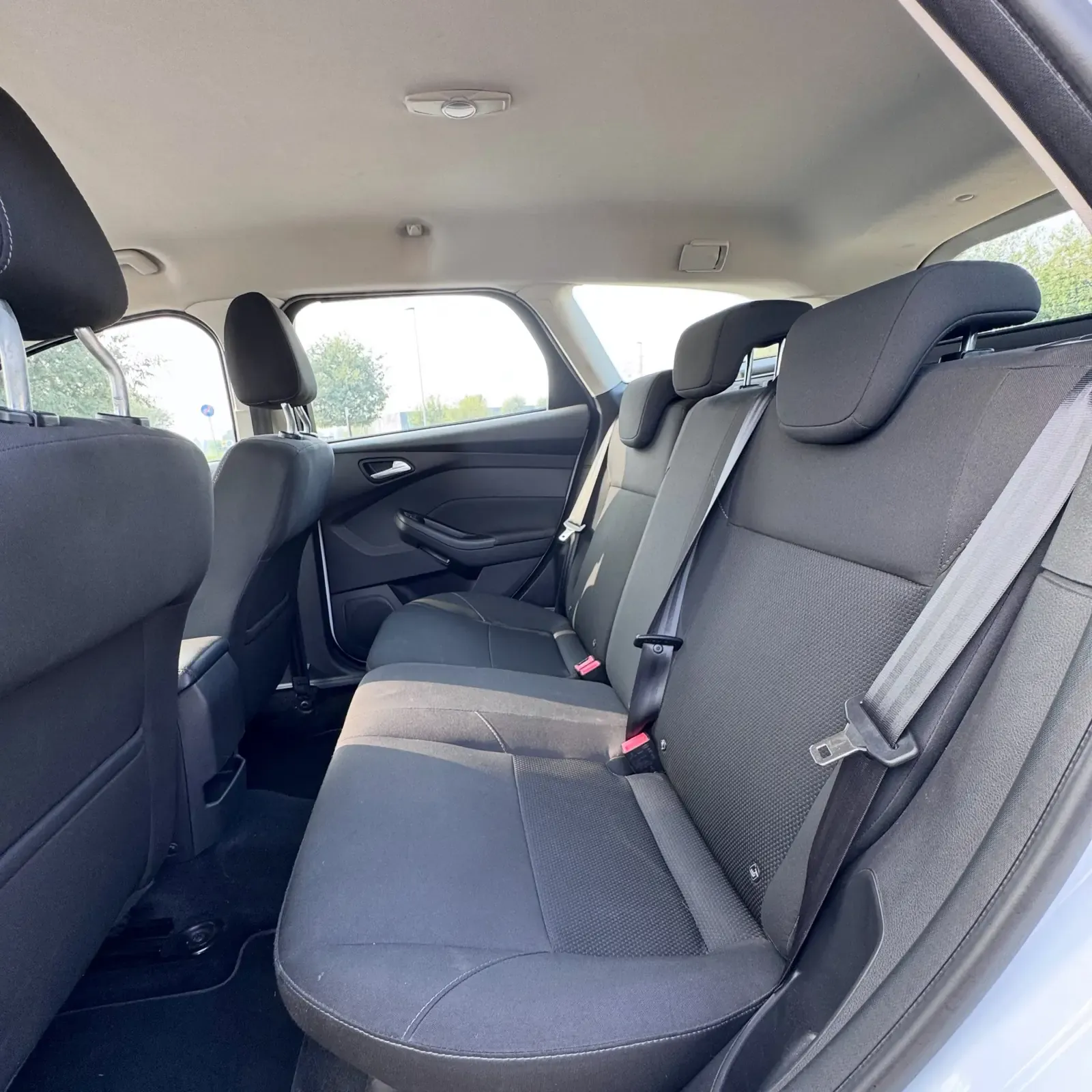 Ford Focus 1.5 TDCi 120 CV Start&Stop SW Titanium X, foto 7 di 12