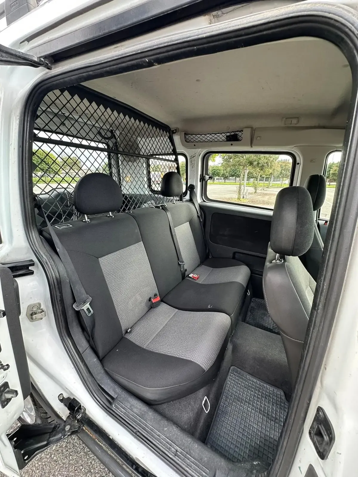 Opel Combo 1.3 CDTI Basis Combi, foto 7 di 11