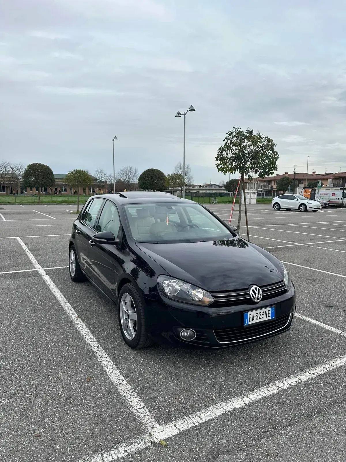 Volkswagen Golf VI 2.0 TDI DPF 4Motion, foto 7 di 10