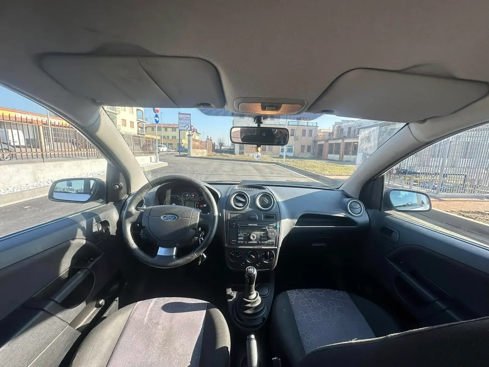 Ford Fiesta 1.4 TDCi, foto 8 di 8