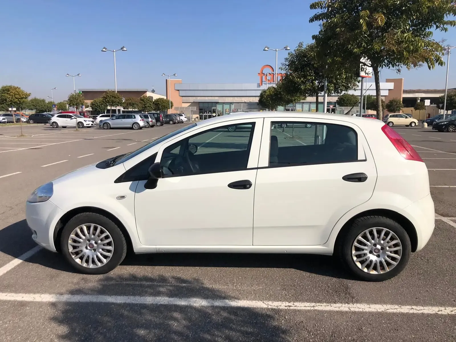 Fiat Grande Punto 1.2 Basis, foto 8 di 8
