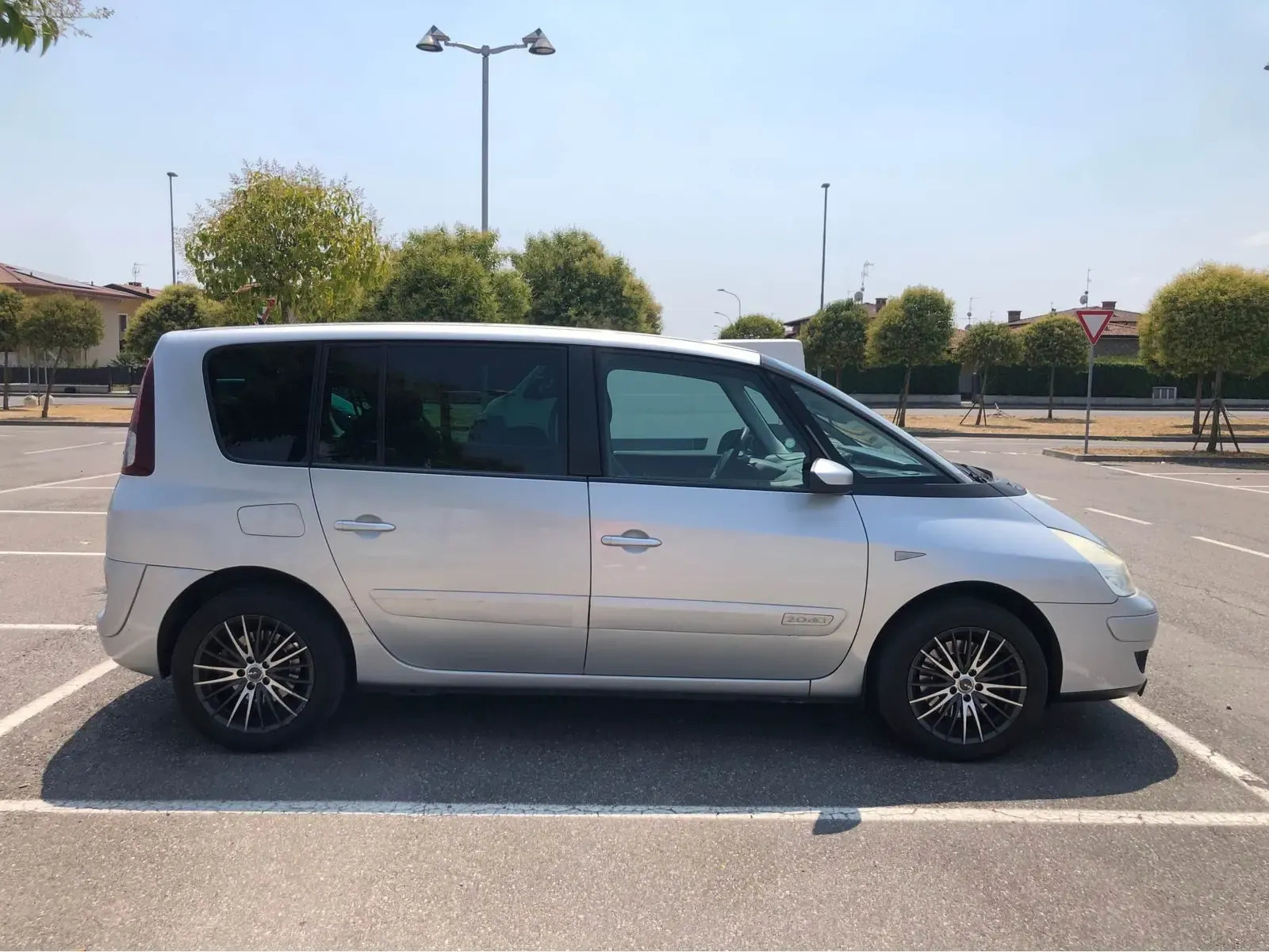 Renault Espace 2.0 dCi Expression, foto 8 di 8