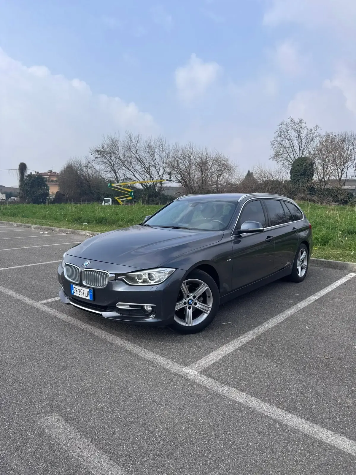 BMW Serie 3 318d Touring Msport, foto 8 di 10