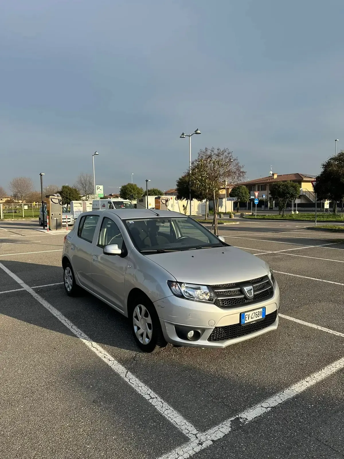 Dacia Sandero II 1.5 dCi Laureate, foto 8 di 10
