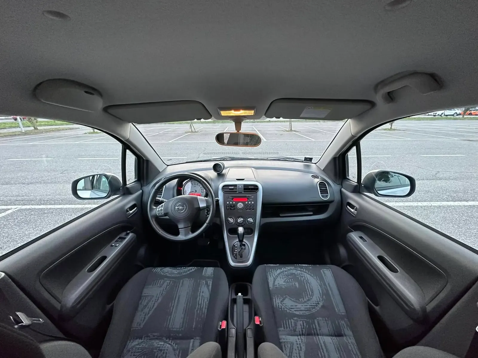 Opel Agila 1.2 Edition, foto 9 di 10