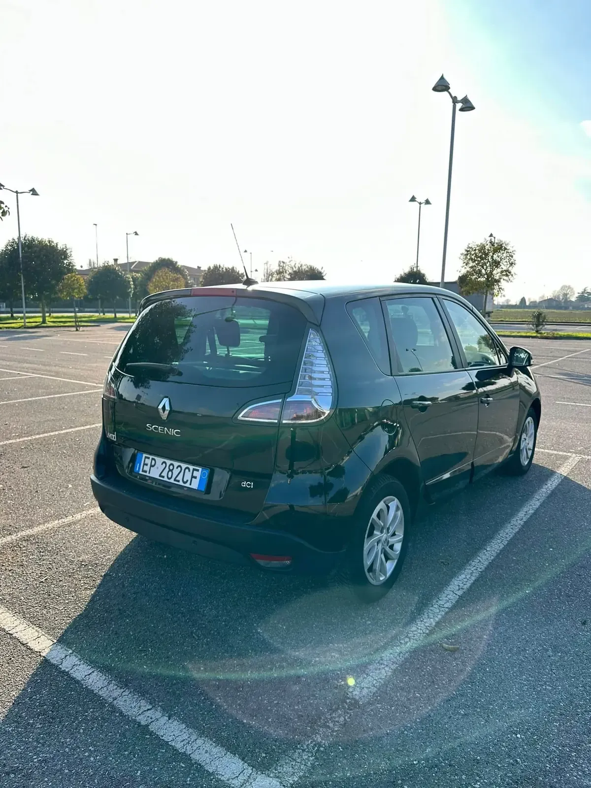 Renault Scénic 1.5 dCi XMOD Live, foto 9 di 11