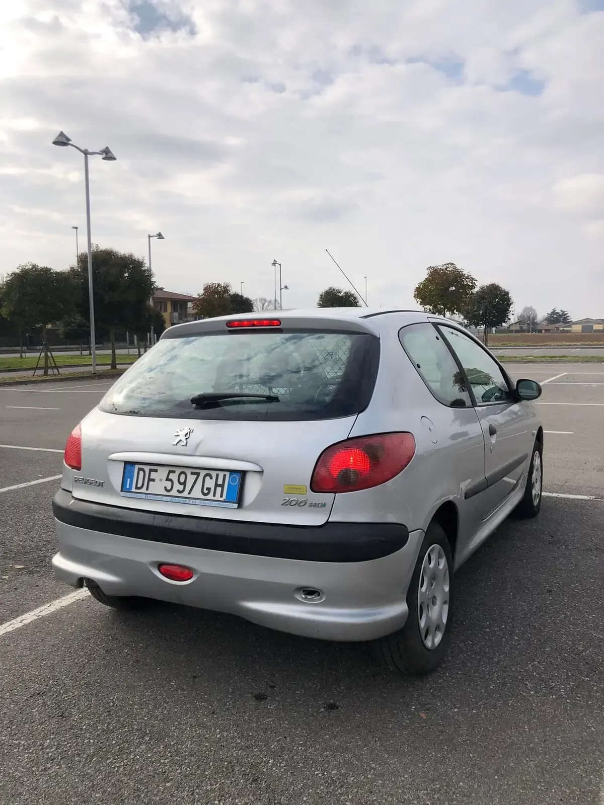 Peugeot 206 1.4 HDi Basis, foto 9 di 9