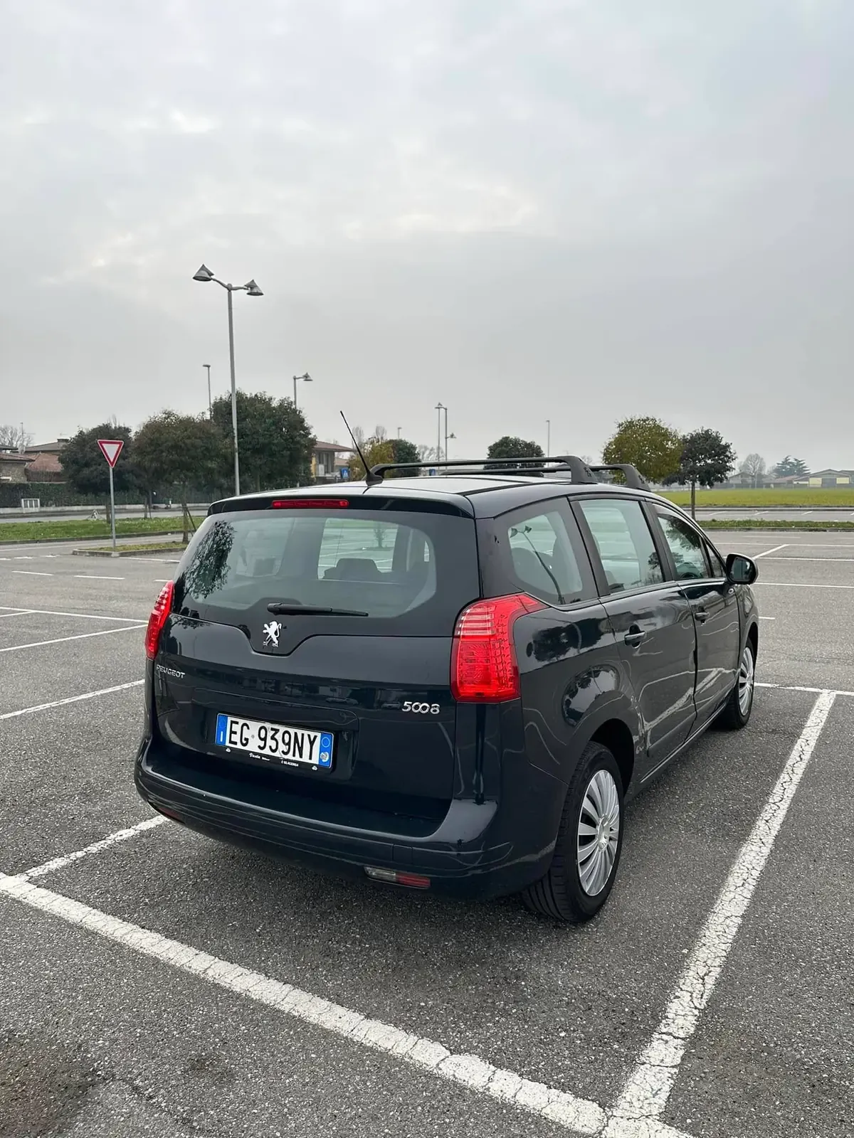 Peugeot 5008 1.6 HDi Tendance, foto 10 di 10