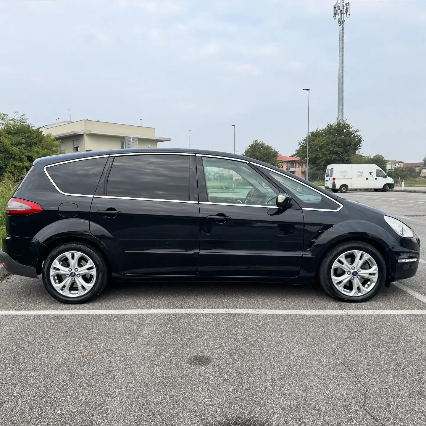 Ford S-Max 2.0 TDCi 163 CV PowerShift Titanium Business, foto 11 di 12