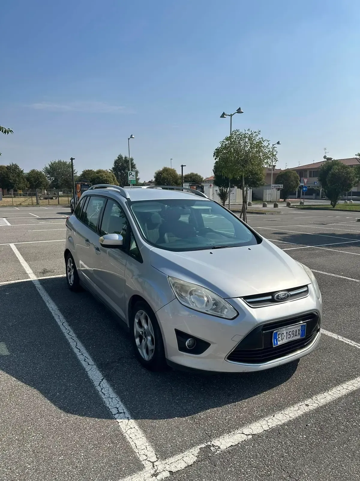 Ford C-Max 1.6 TDCi Plus 7 posti, foto 12 di 12